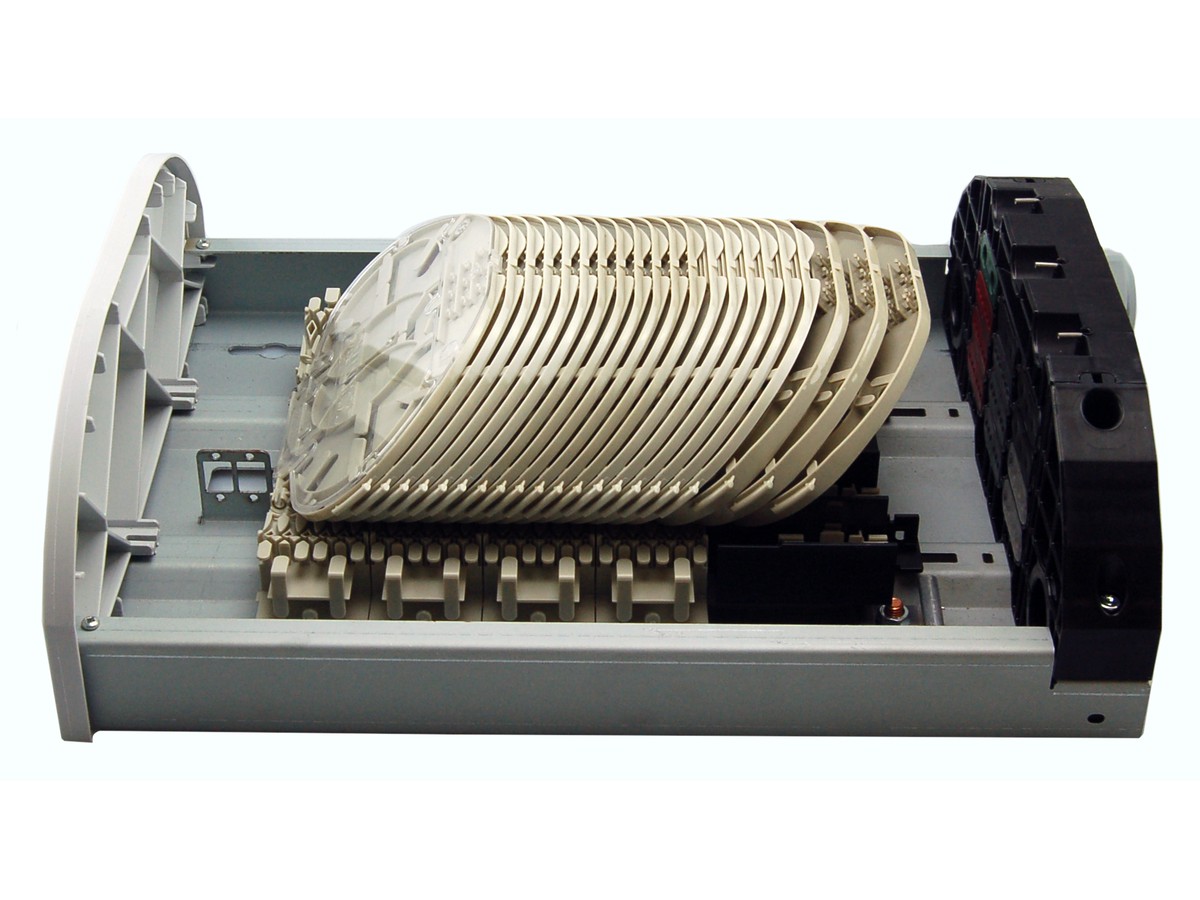 H-BEP jusqu'à 24U, introd. en haut, vide - cond. câble+module fibre, L250xH470xP100